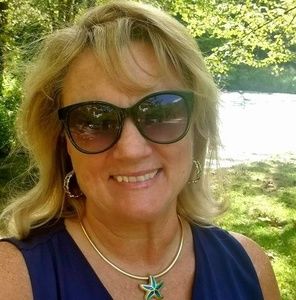 Meet your Posher, Katherine